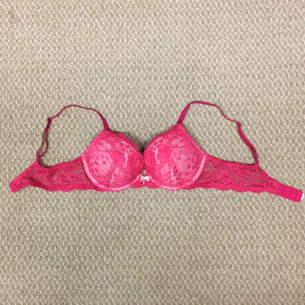 Lace pink bra